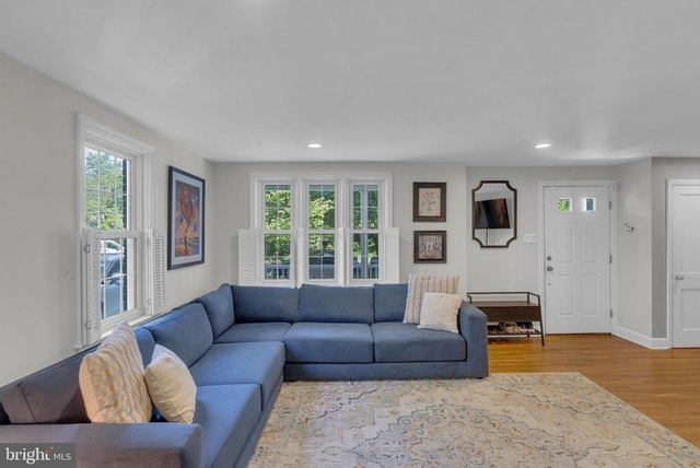 247 Lawnside Avenue - Photo 1