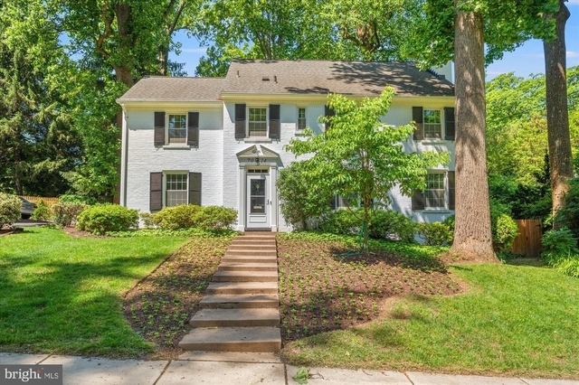 7014 Beechwood Drive - Photo 1