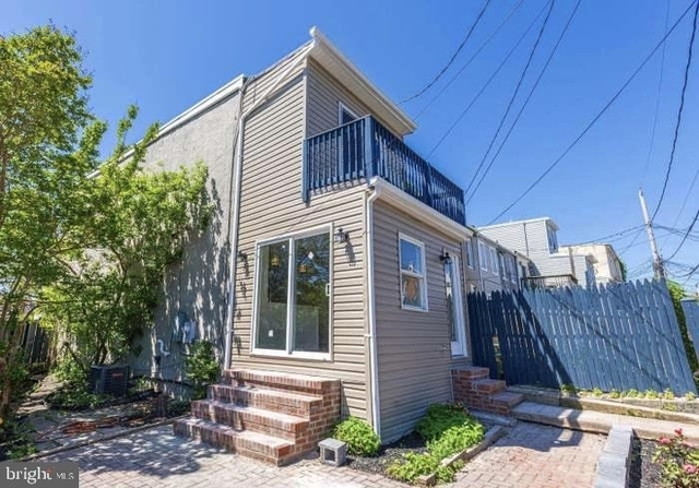 802 Mangold Street - Photo 1