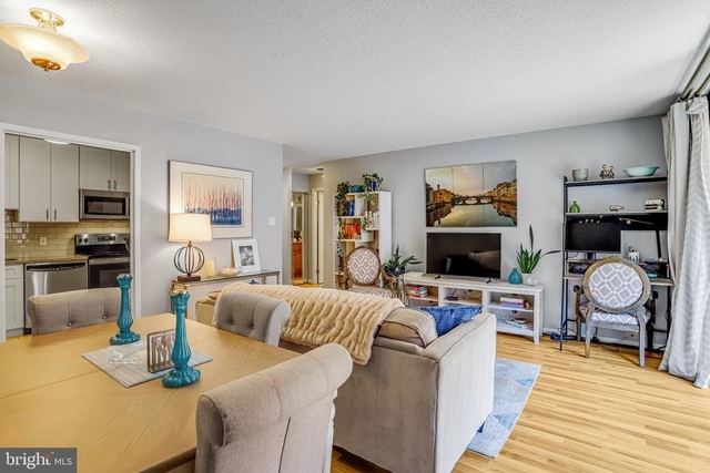 2141 P Street Nw - Photo 1