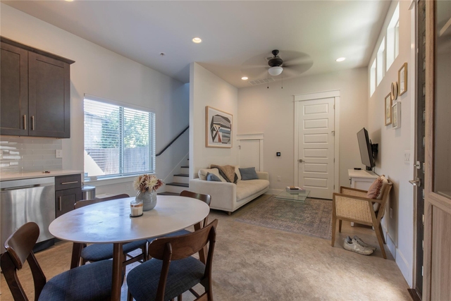 1608 Ulit Ave - Photo 1