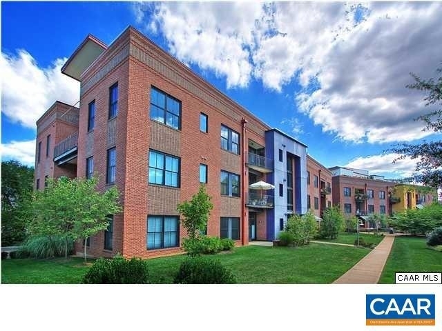 202 Douglas Ave - Photo 1