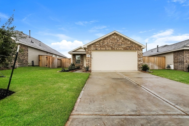 423 Jewett Meadow Drive - Photo 1