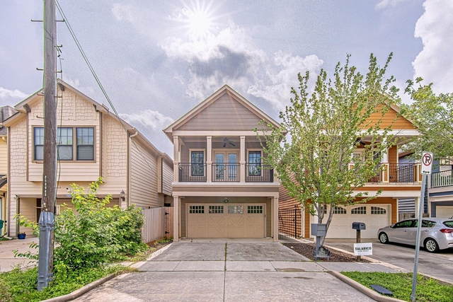 1425 Prince Street - Photo 1