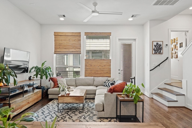 1739 Eado Point Lane - Photo 1