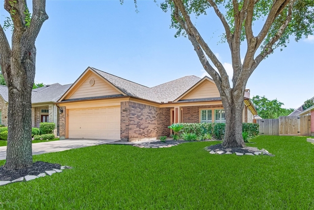 4818 Lake Catherine Court - Photo 1