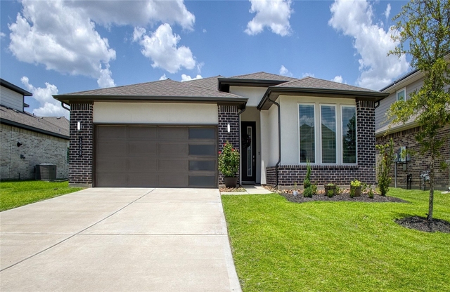 10208 Prairie Creek Lane - Photo 1