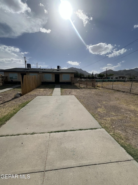 8609 Mercury Street - Photo 1
