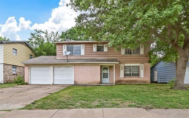 633 Rutgers Drive - Photo 1