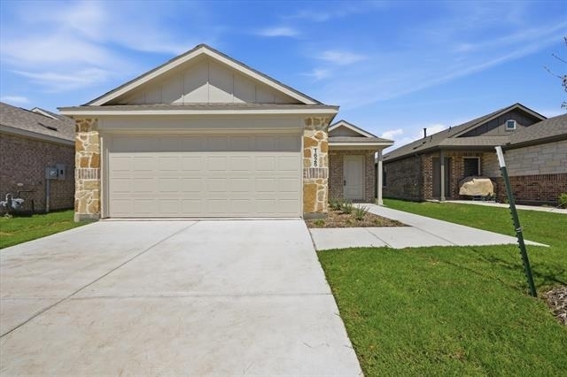 1625 Elliott Road - Photo 1