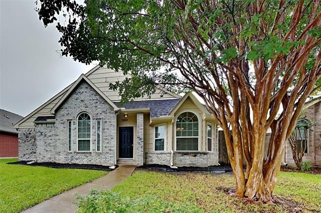 7864 Maiden Lane - Photo 1