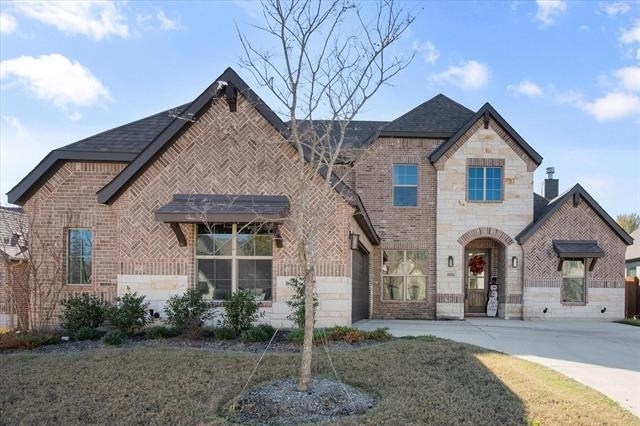 4434 Verbena Street - Photo 1