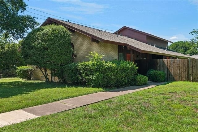 13203 - 13205 Kit Lane - Photo 1