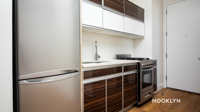 490 Kosciuszko Street - Photo 1