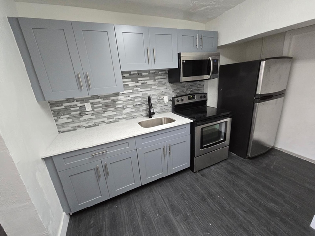 1201 Nw 30th Avenue - Photo 1