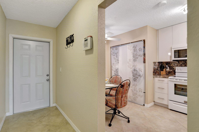 7561 Nw 1st Street Nw - Photo 1