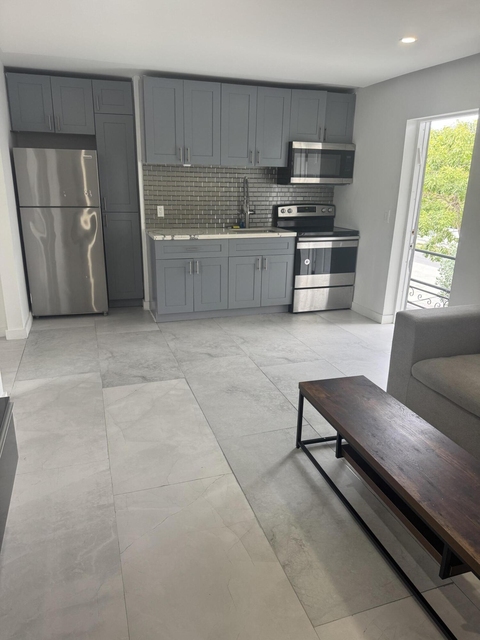 2201 Greene Street - Photo 1