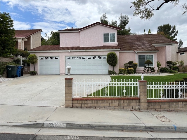19512 Greenwillow - Photo 1