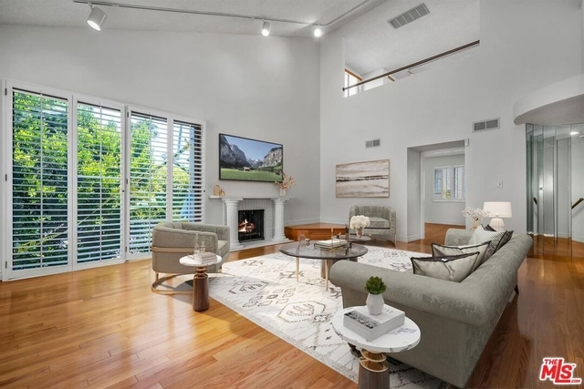 938 5th Street - Photo 1