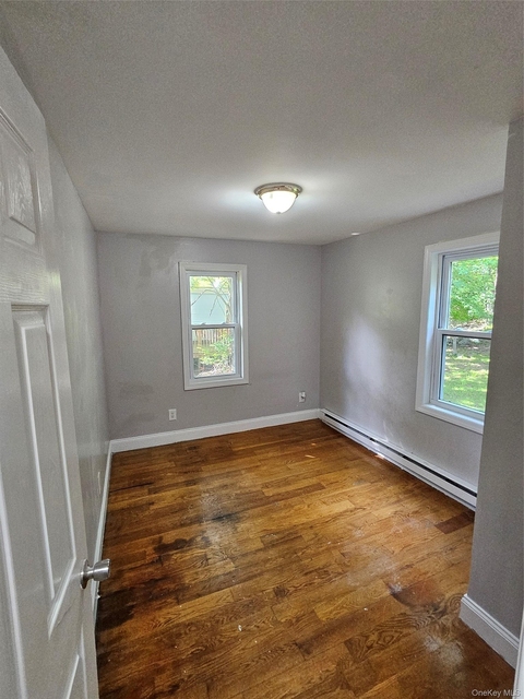 16 Monticello Street - Photo 1