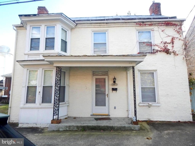 507 W John Street - Photo 1