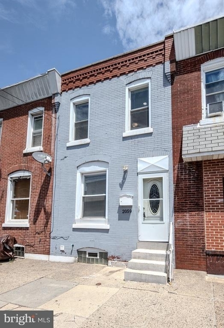 2059 E Ontario Street - Photo 1