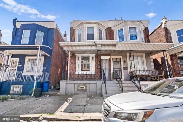 4038 N 8th Street - Photo 1
