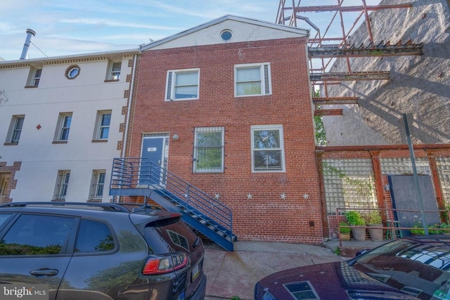 311 N Front Street - Photo 1