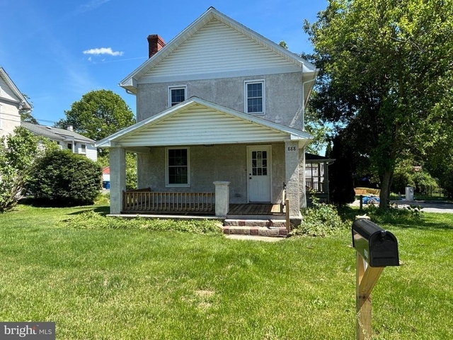888 Walnut Street - Photo 1