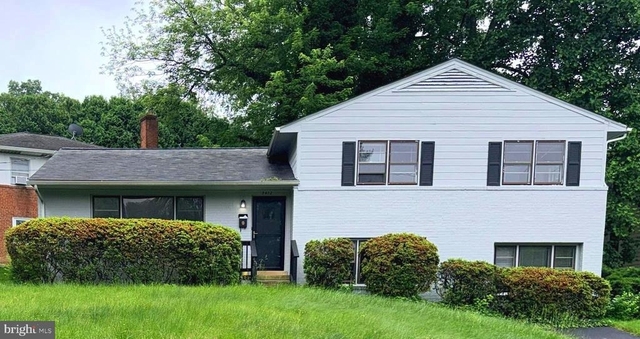 9412 Holland Court - Photo 1