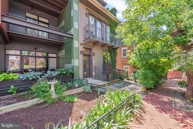 1474 Belmont Street Nw - Photo 1