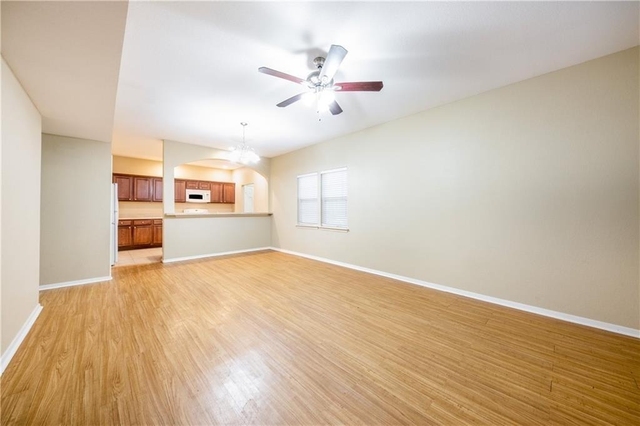 2809 E 22nd St - Photo 1