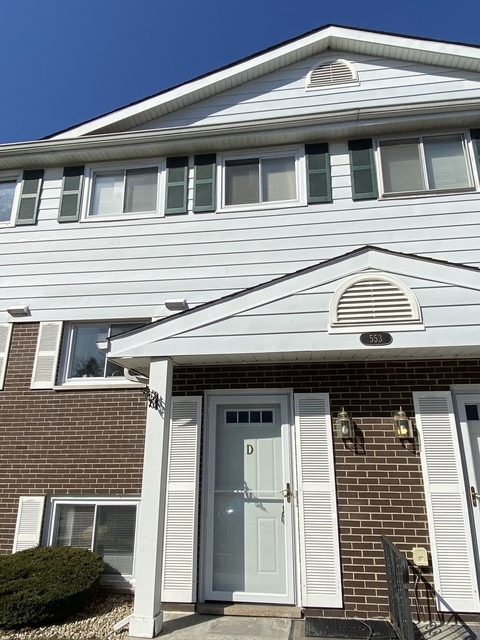 553 W Park Avenue - Photo 1