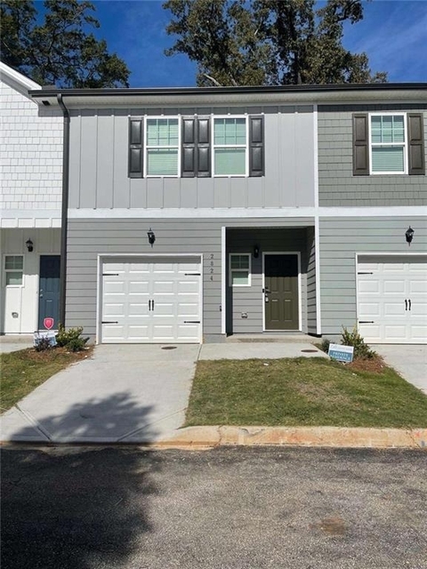 2824 Hillside Way - Photo 1