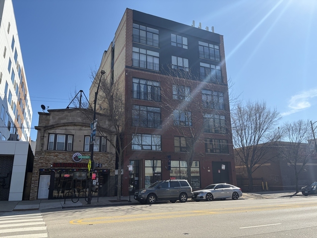 6135 N Broadway Street - Photo 1