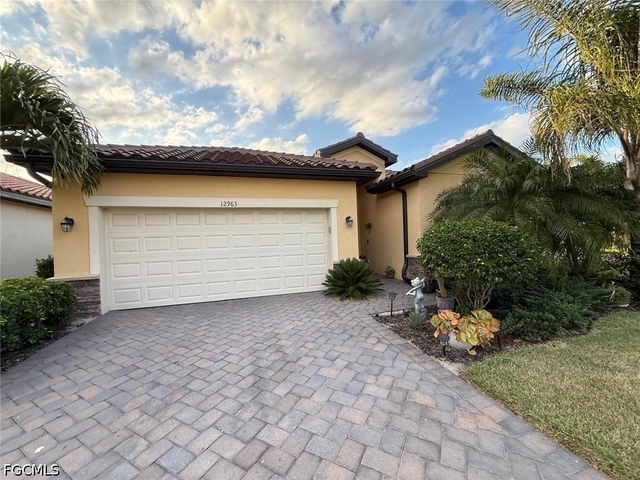12963 Pemberton Way - Photo 1