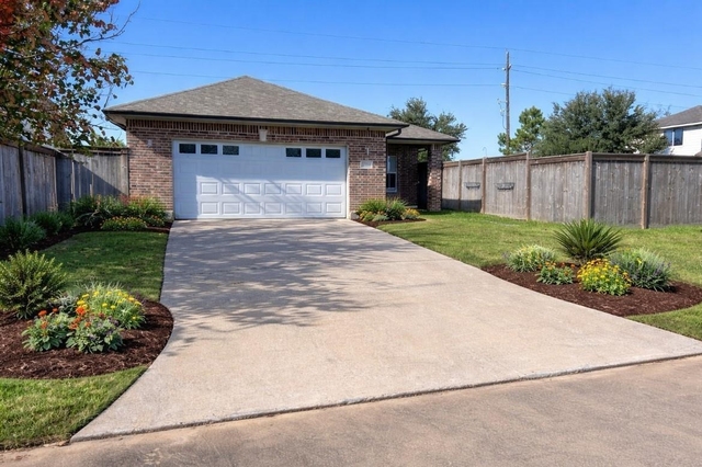 1735 Briarbrook - Photo 1