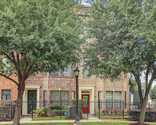 2110 Shearn Street - Photo 1
