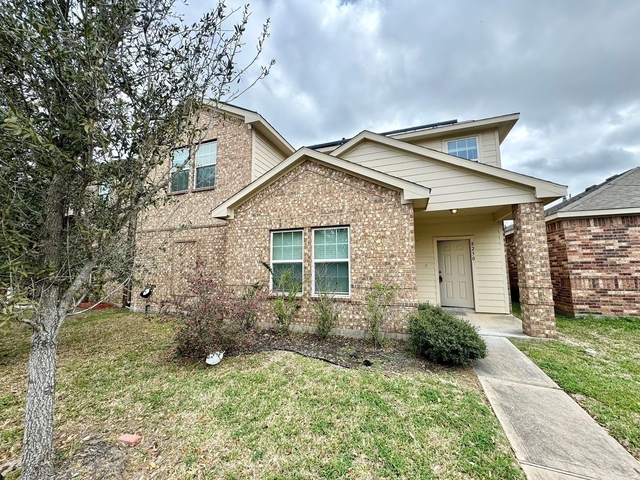 8230 Polaris Point Lane - Photo 1