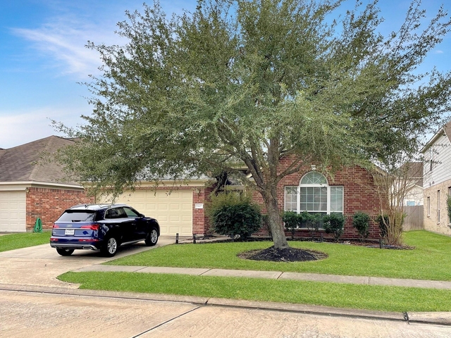 18607 Troon Oak Street - Photo 1