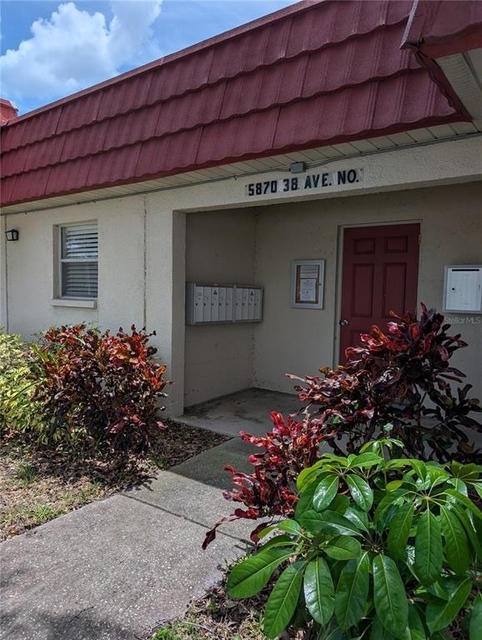 5870 38th Avenue N - Photo 1