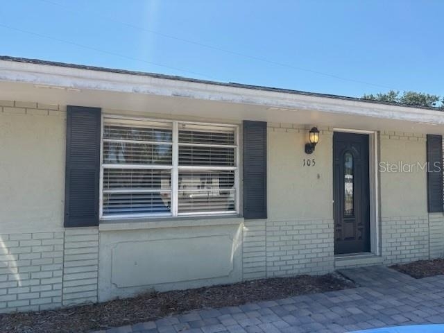 105 Sunshine Boulevard - Photo 1