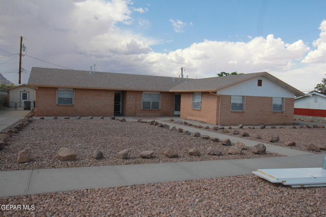 3615 Olympic Avenue - Photo 1