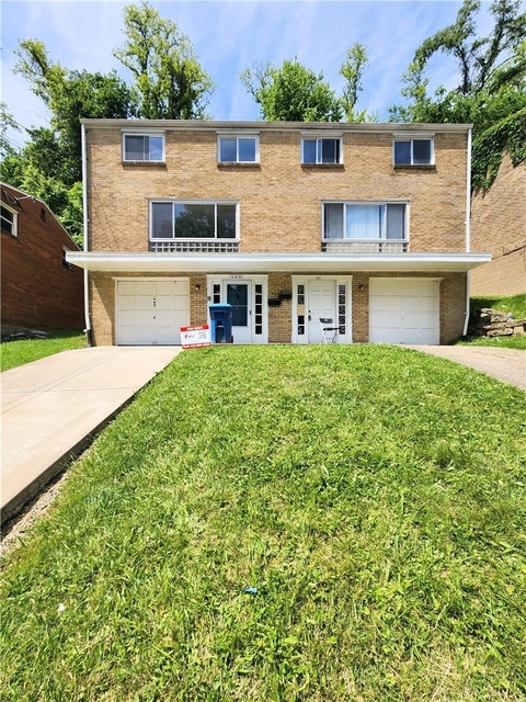 449 Idlewood Rd - Photo 1
