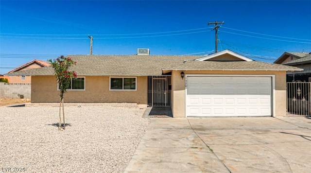 1320 Robin Street - Photo 1