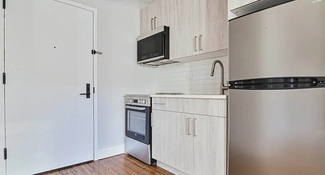 195 Underhill Avenue - Photo 1