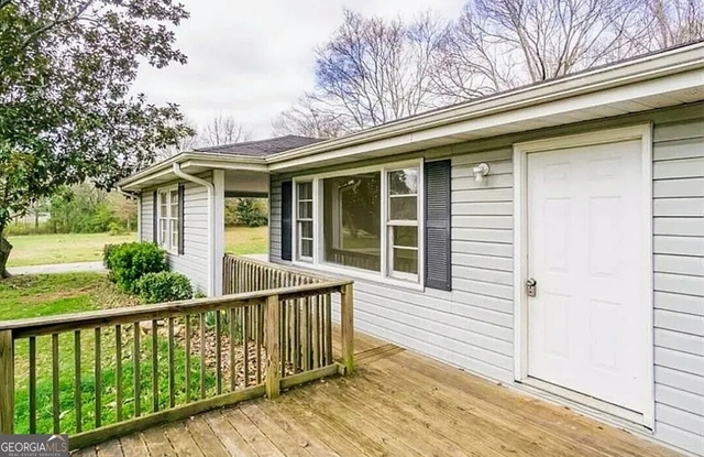 3210 Baker Road Nw - Photo 1