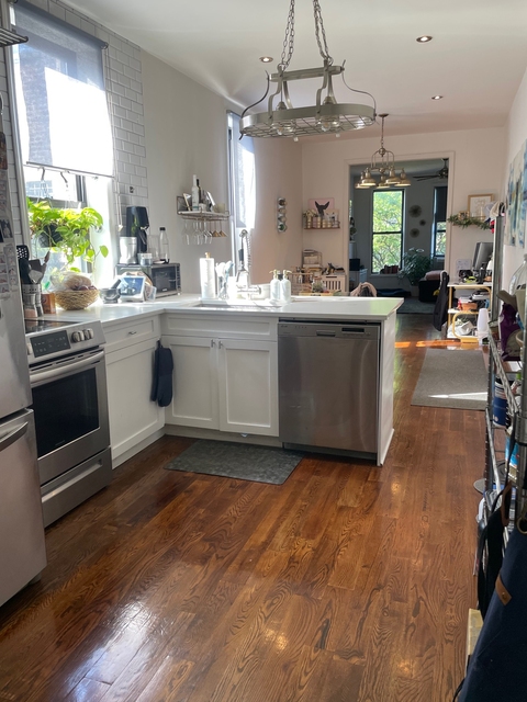 638 Warren Street, Brooklyn, N - Photo 1