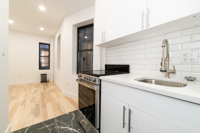 703 9th Avenue - Photo 1