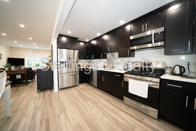 21-19 46th Street - Photo 1